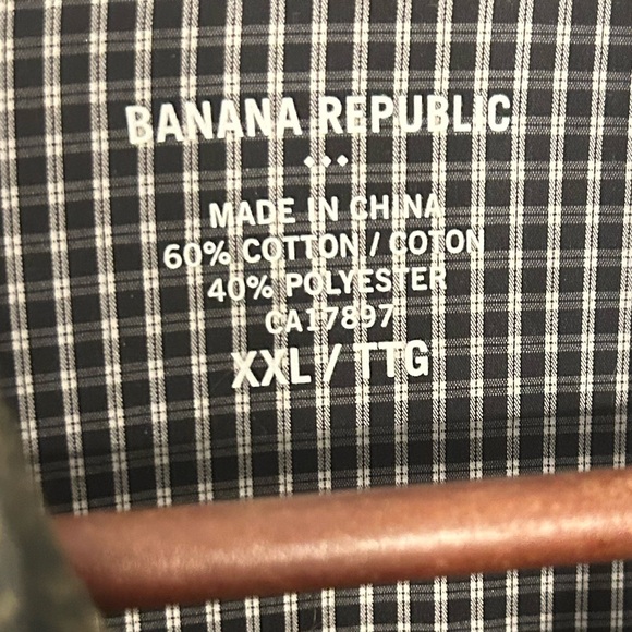 Men’s Banana Republic Shacket
Sz. XXL
EUC
Zipper & snap buttons 
Olive green - Picture 2 of 5